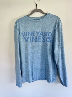 Vineyard Vines Men’s Light Blue Heather Long-Sleeve Performance wear Tee
